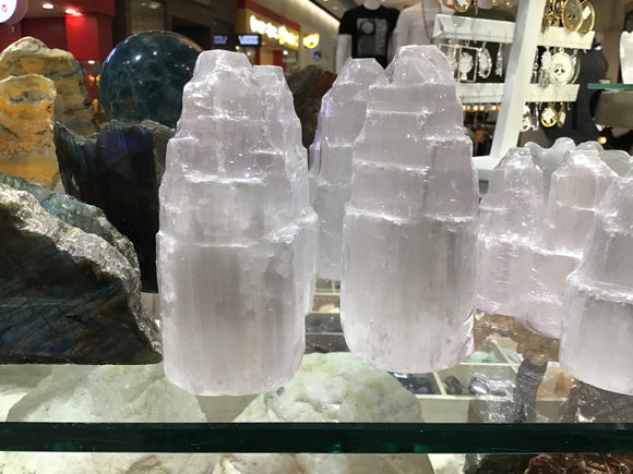 Selenite Tower (medium)